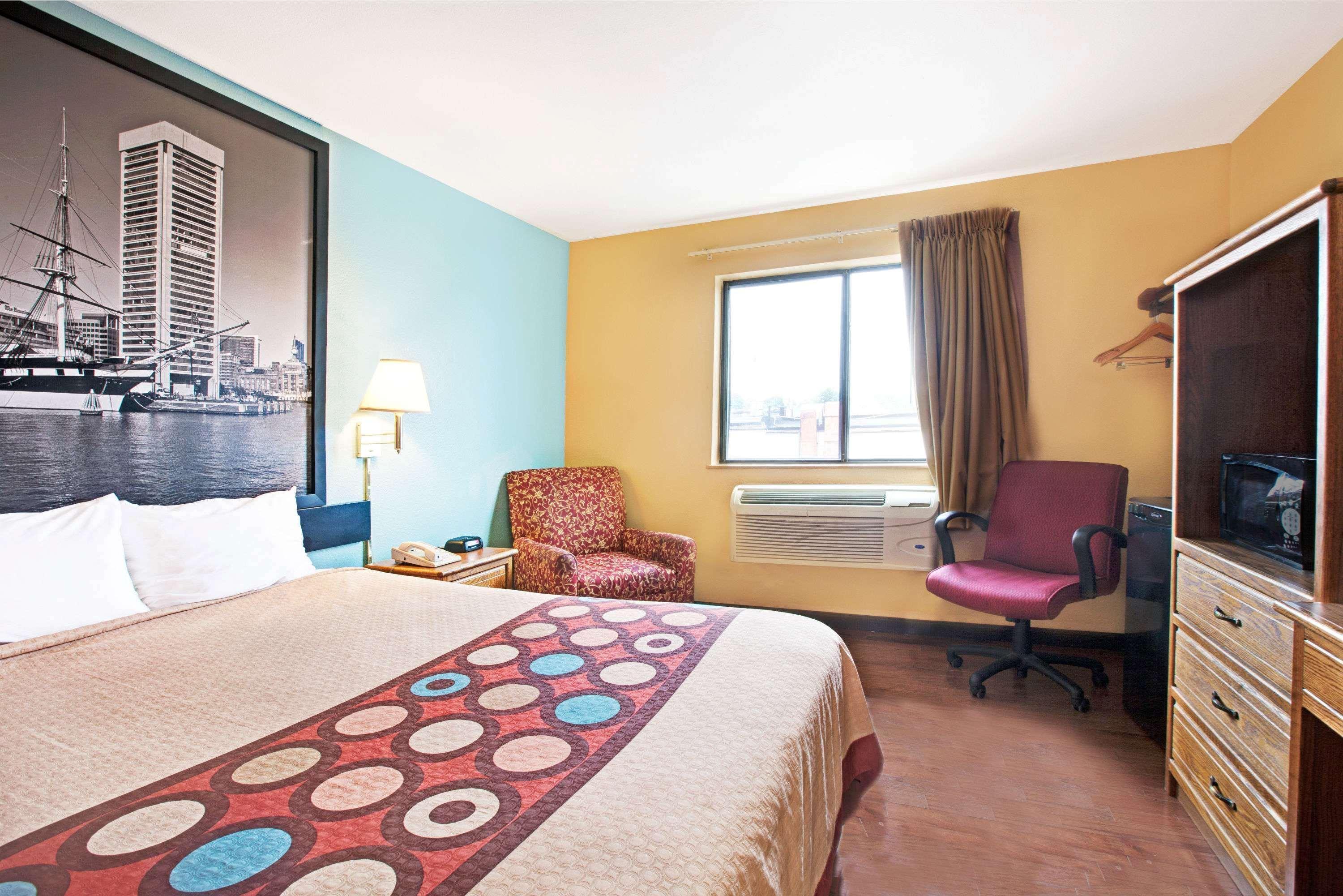 Super 8 By Wyndham Baltimore/Essex Area Kültér fotó